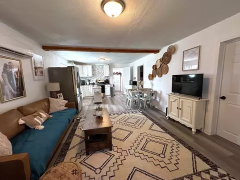 Living - 405 E Grayson St, Leonard, TX 75452 photo 5 of 7
