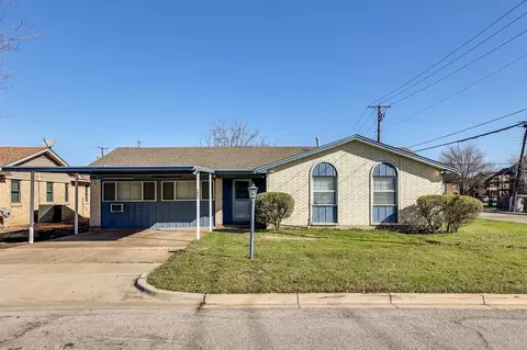 5041 Ira St, Haltom City, TX 76117