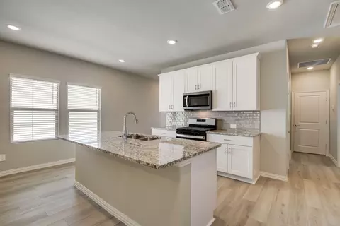 716 Caraway Dr, Mckinney, TX 75071