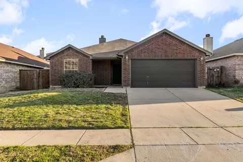 5228 Mirage Dr, Fort Worth, TX 76244