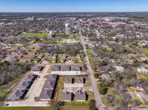 View/Area - 703 Maple St, Commerce, TX 75428 photo 6 of 8