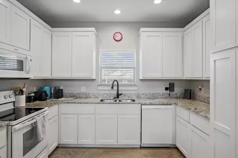 Kitchen - 703 Maple St, Commerce, TX 75428 photo 1 of 1