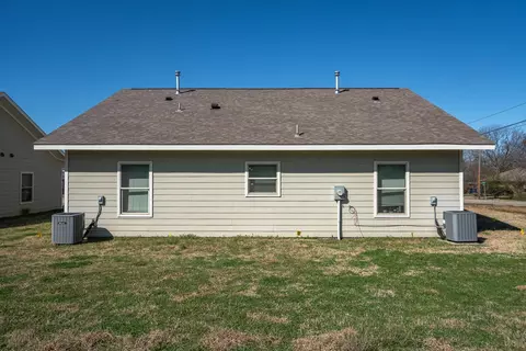 Other - 703 Maple St, Commerce, TX 75428 photo 2 of 2