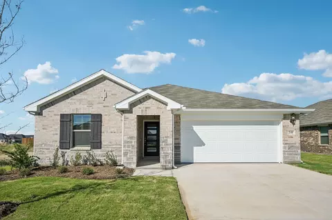 240 Canyon Oaks Dr, Greenville, TX 75402