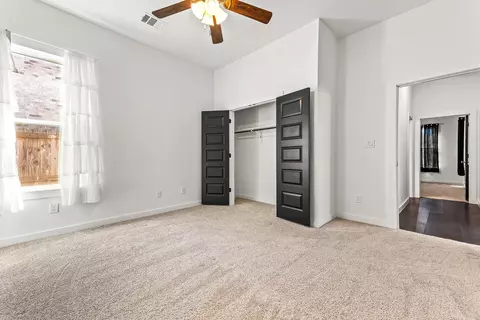 213 E 5th St, Ferris, TX 75125 photo 18