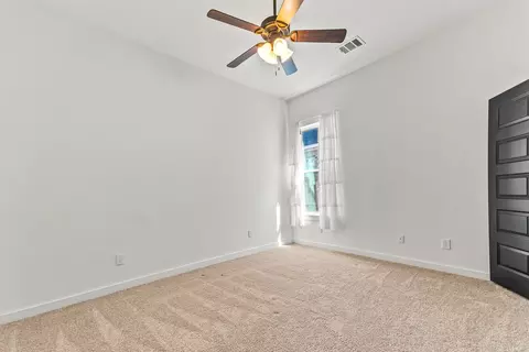 213 E 5th St, Ferris, TX 75125 photo 17