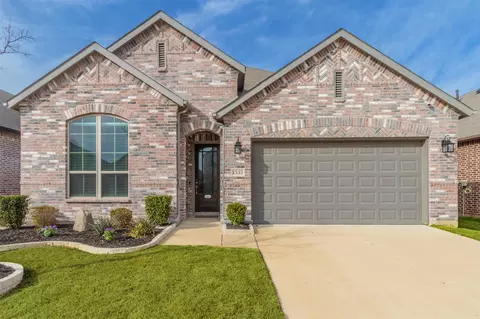1333 Kingbird Dr, Little Elm, TX 75068