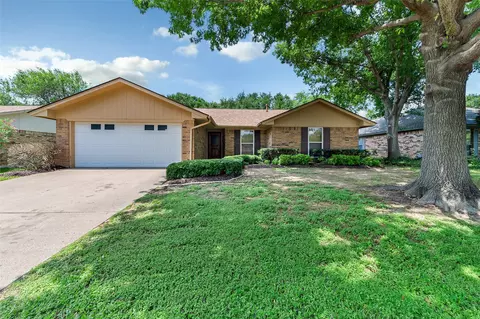 2808 Mesa Verde Trl, Grapevine, TX 76051