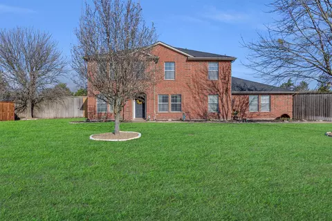 4411 Omega Dr, Midlothian, TX 76065