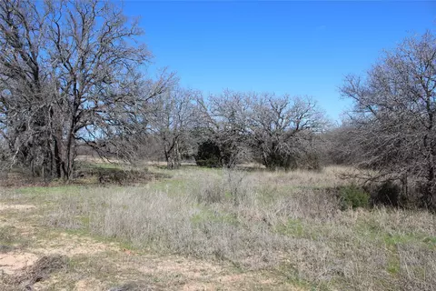 286 Oak Shadow Ln, Montague, TX 76251