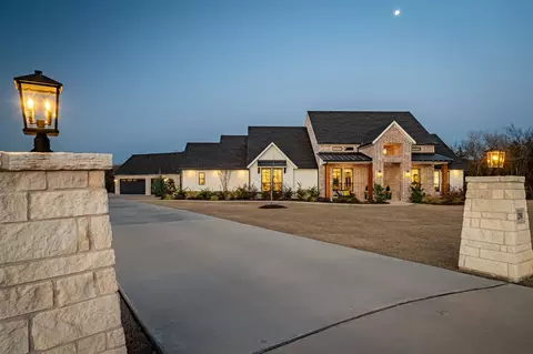 1250 Farmstead Ct, Lucas, TX 75002