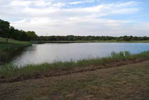 1455 Twin Oak Dr, Whitney, TX 76692