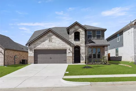 2101 Hickory Ln, Aubrey, TX 76227