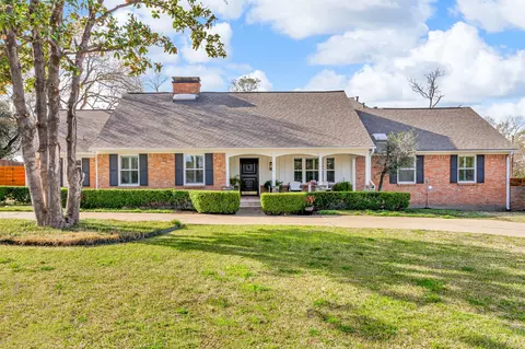 7332 Oakbluff Dr, Dallas, TX 75254