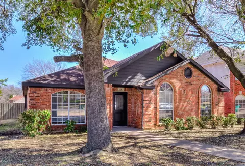 128 Couch Ln, Cedar Hill, TX 75104