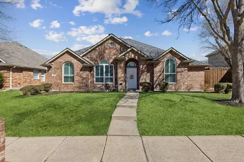 10814 Shadow Brook Ln, Frisco, TX 75035