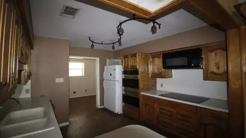 Kitchen - 805 N 3rd T, Haskell, TX 79521 photo 1 of 2
