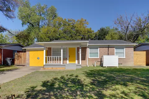 3003 Mayhew Dr, Dallas, TX 75228
