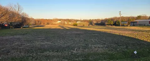 102 Farr Hill Ln, Farmersville, TX 75442