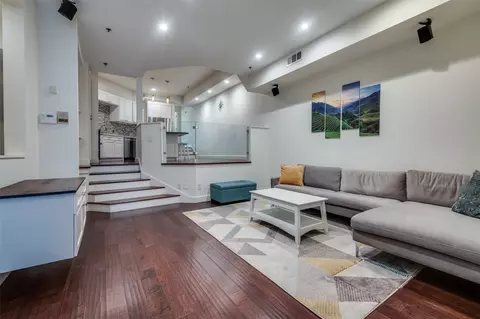 3235 Cole Ave #40, Dallas, TX 75204