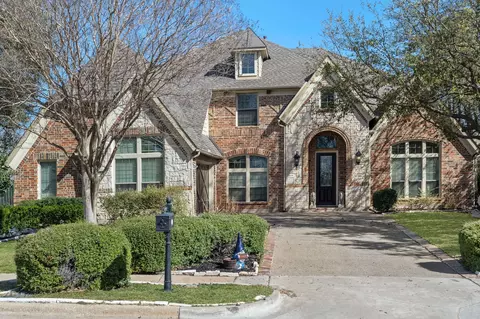 8102 Kings Ct, Rowlett, TX 75089
