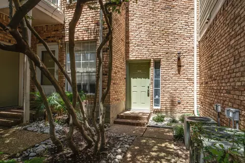 7151 Gaston Ave #910, Dallas, TX 75214