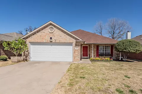 3219 Woodbrook Ct, Irving, TX 75061