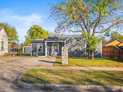 2610 Chestnut Ave, Fort Worth, TX 76164