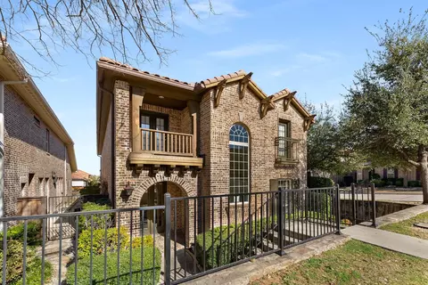 7004 Comal Dr, Irving, TX 75039