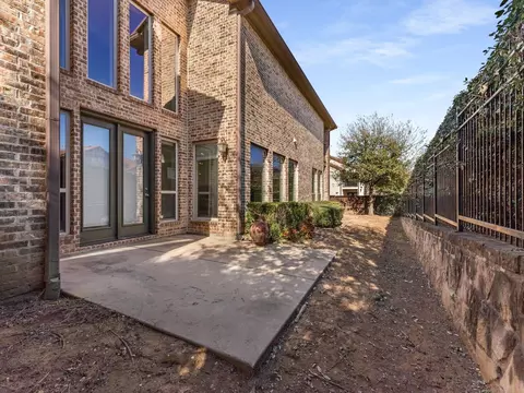 7004 Comal Dr, Irving, TX 75039 photo 36