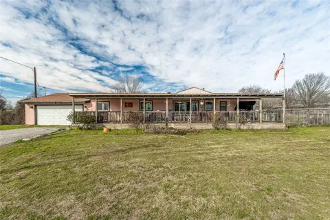 6200 Hunterwood Dr, Granbury, TX 76048