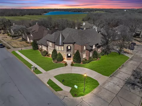 2909 Canyon Creek Dr, Sherman, TX 75092