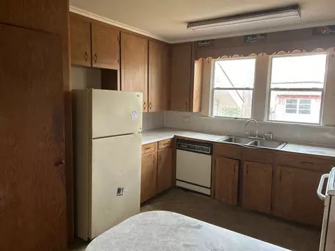 Kitchen - 507 W Marshall St, Minden, LA 71055 photo 1 of 1
