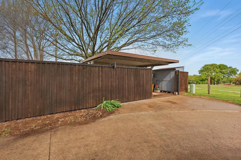 Exterior - 1465 Javelin Way, Lewisville, TX 75077 photo 7 of 7