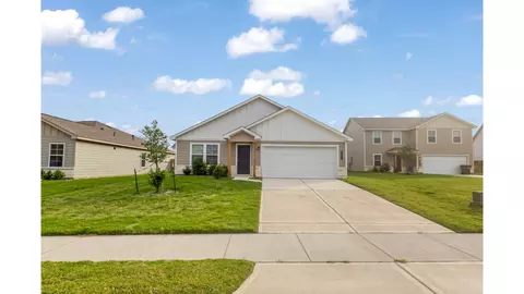 6014 Crest Bridge Ct, Bryan, TX 77807