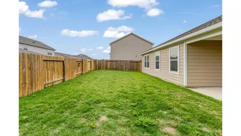 Exterior - 6014 Crest Bridge Ct, Bryan, TX 77807 photo 4 of 5