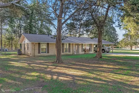 Exterior - 292 Strong St, Doyline, LA 71023 photo 2 of 8