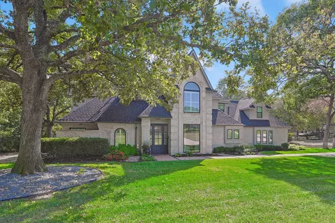 6809 Raintree Pl, Flower Mound, TX 75022