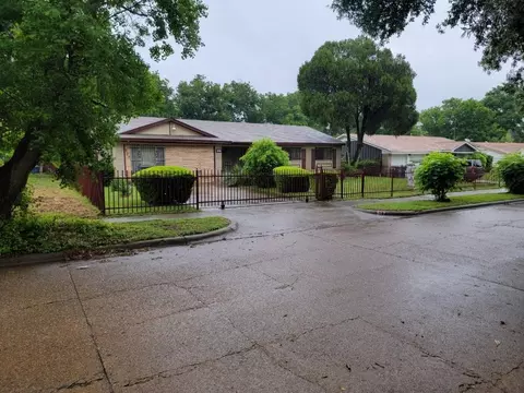 527 Shadyway Dr, Dallas, TX 75232