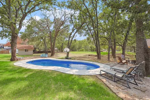 240 Double Oaks Dr, Double Oak, TX 75077