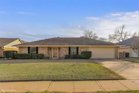 613 Turtle Creek Dr, Shreveport, LA 71115
