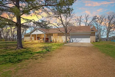 3710 N Fm 1752, Savoy, TX 75479
