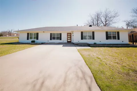 3501 South Dr, Fort Worth, TX 76109