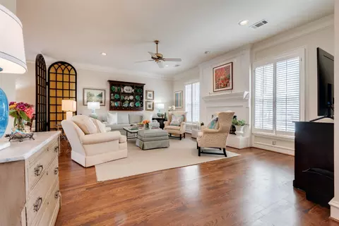 3422 Lovers Ln #B, University Park, TX 75225