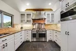 Kitchen - 7045 Layman Dr, Eustace, TX 75124 photo 1 of 6