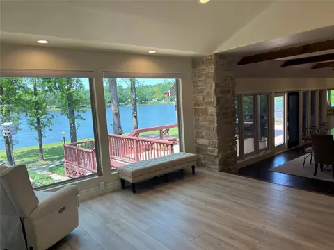 Living - 7045 Layman Dr, Eustace, TX 75124 photo 3 of 6