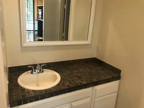 Bath - 7045 Layman Dr, Eustace, TX 75124 photo 4 of 4