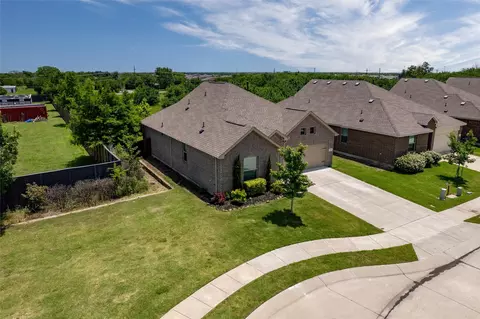 870 Sitwell Dr, Rockwall, TX 75087 photo 3