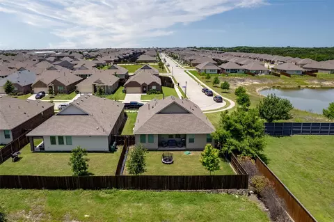 870 Sitwell Dr, Rockwall, TX 75087 photo 4