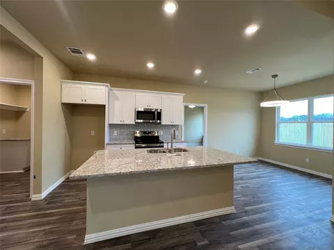 Kitchen - 109 Cooper Dr, Cleburne, TX 76031 photo 1 of 3